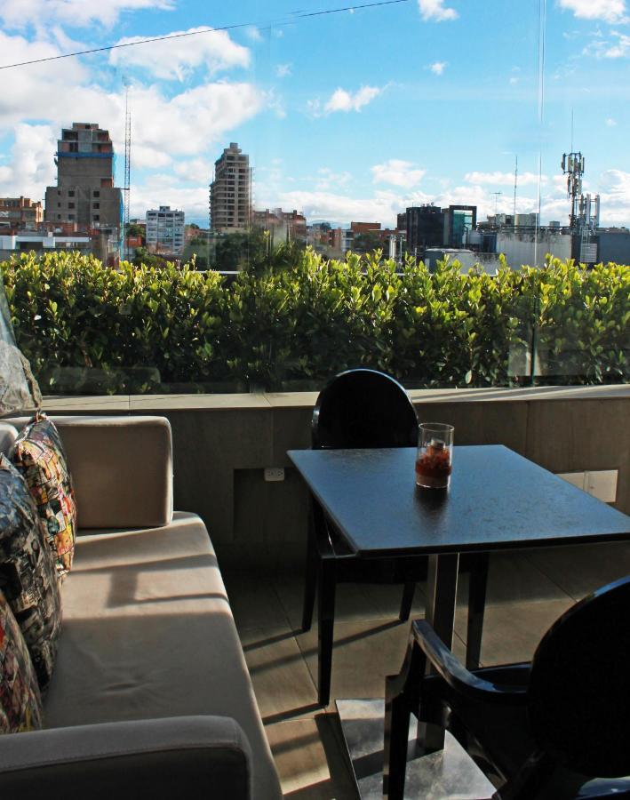 Hotel 100 Luxury Suites By Preferred Bogota Buitenkant foto A balcony in Mexico City