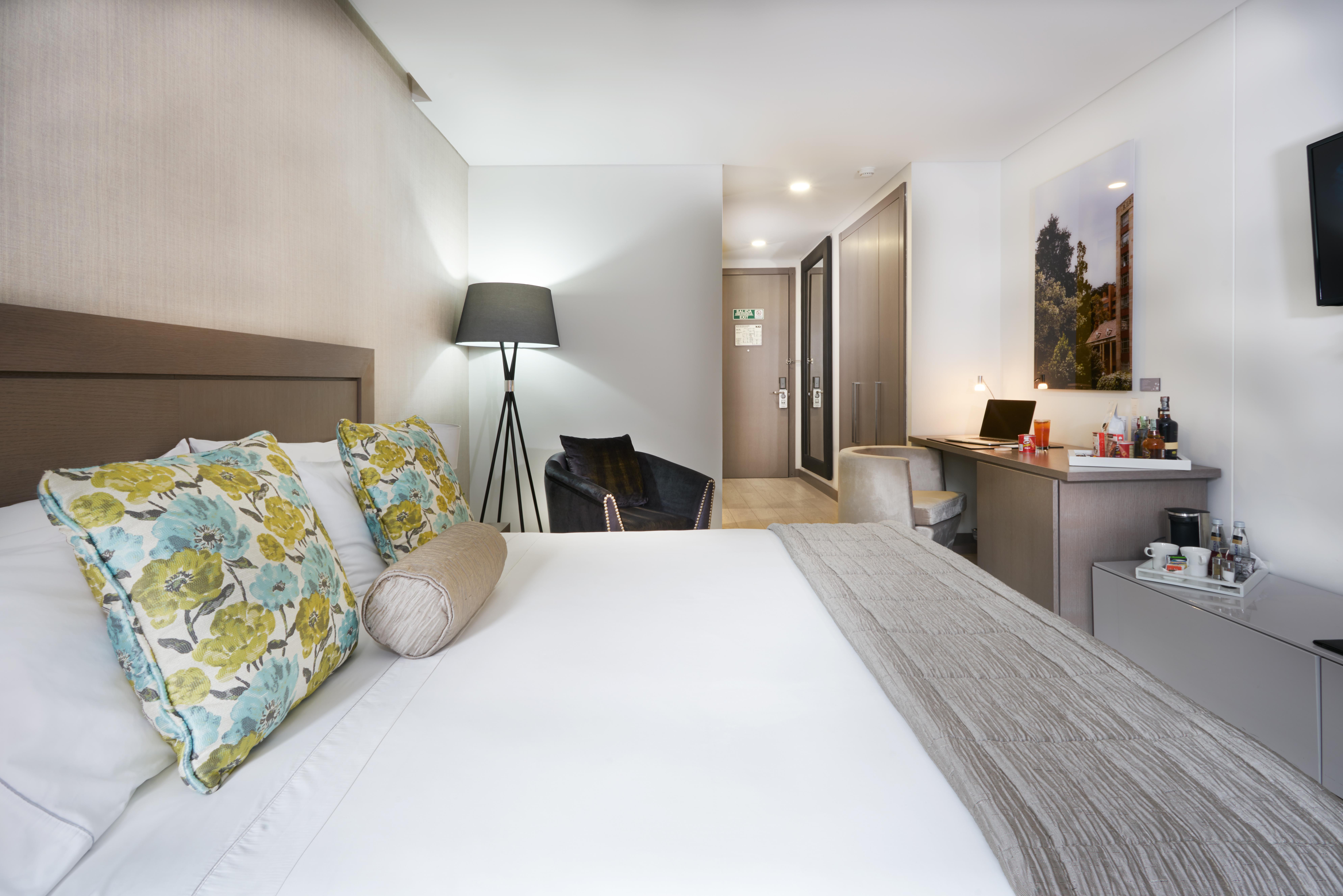 Hotel 100 Luxury Suites By Preferred Bogota Buitenkant foto Deluxe Room
