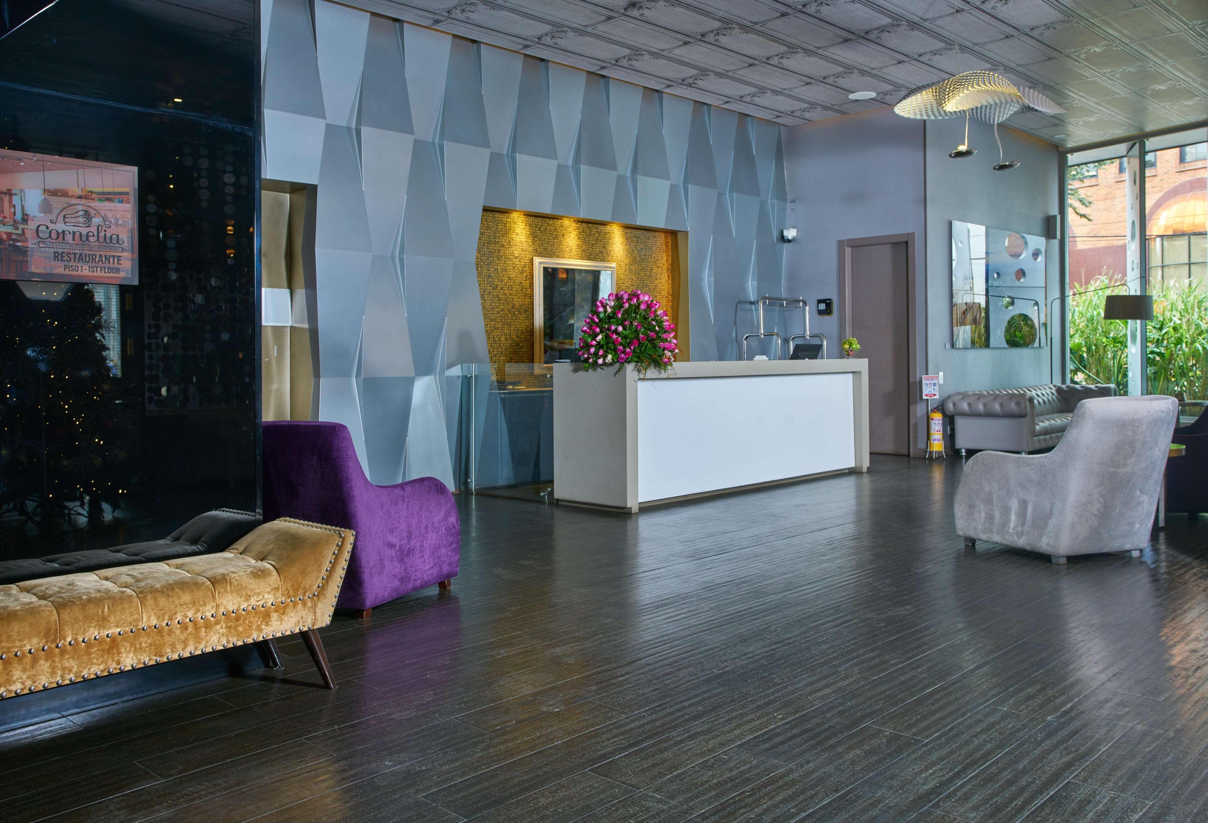 Hotel 100 Luxury Suites By Preferred Bogota Buitenkant foto Lobby