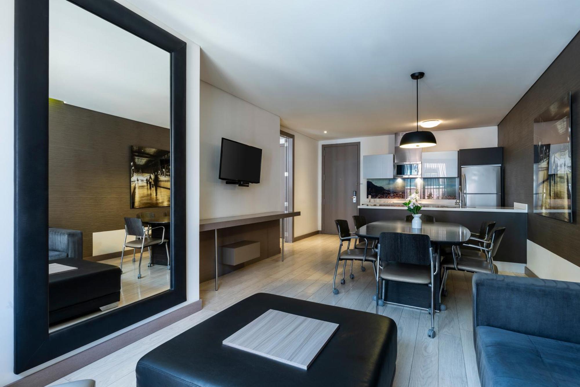 Hotel 100 Luxury Suites By Preferred Bogota Buitenkant foto
