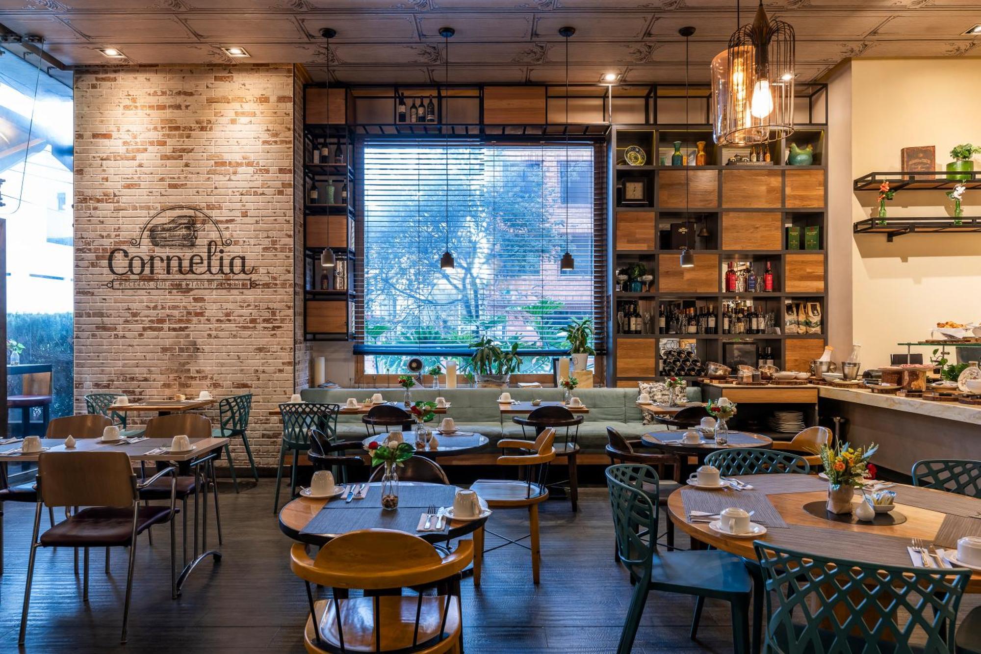 Hotel 100 Luxury Suites By Preferred Bogota Buitenkant foto Cornelia restaurant