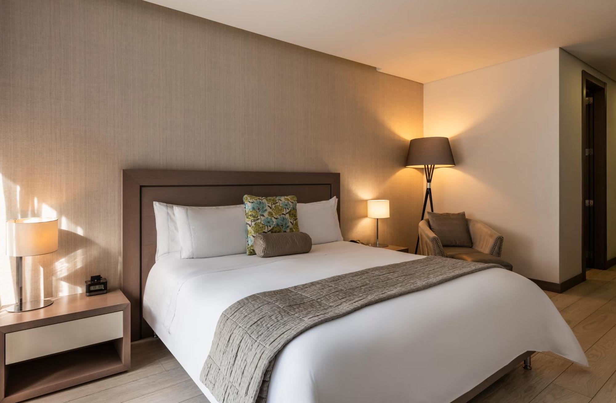 Hotel 100 Luxury Suites By Preferred Bogota Buitenkant foto
